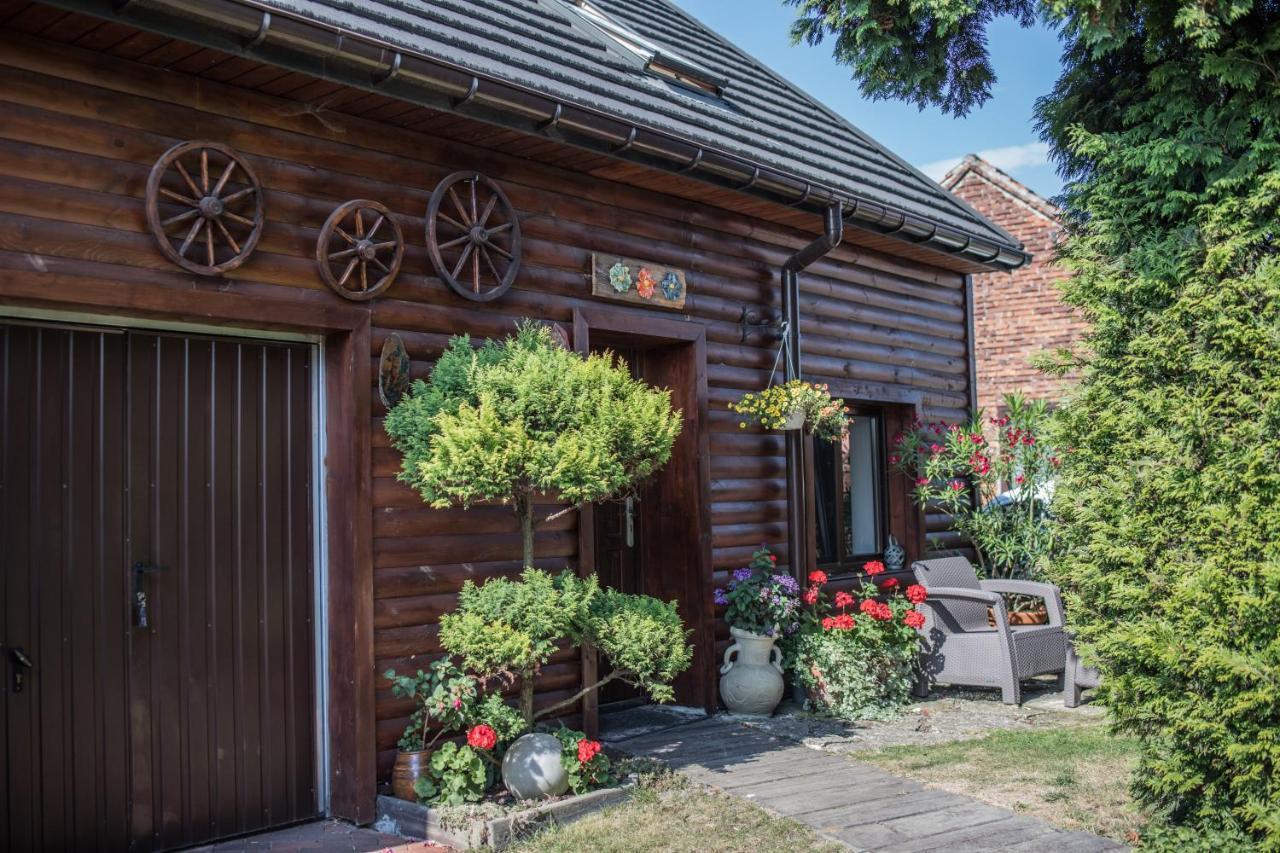 Apartamenty Na Kasztelanskiej Spytkowice  Exteriör bild